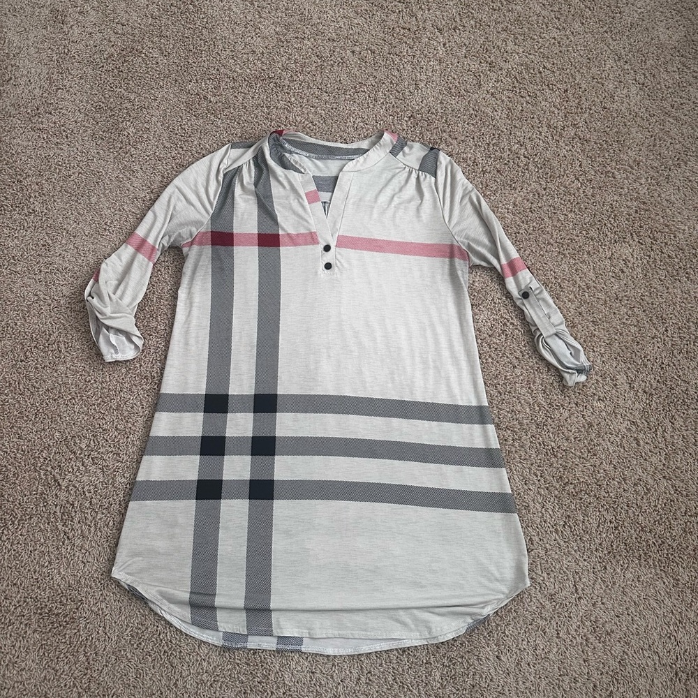 Chic Striped Buttoned Tunic - Picture 8 of 8